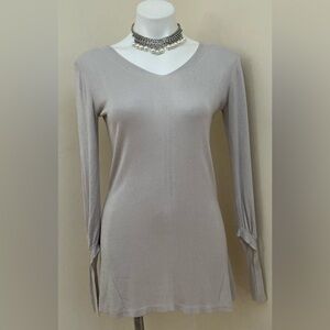 M. RENA Sexy Light Gray Knitted V-Neck Body Con Mini Dress Long Tie Sleeves Sz S